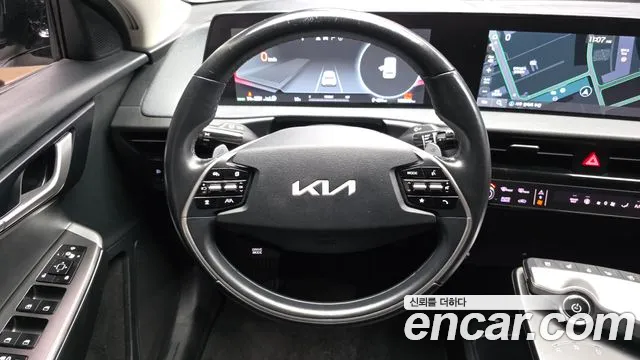 Kia EV6 — Фото автомобиля 13