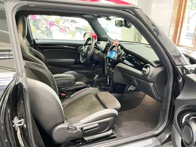 MINI Hatch — Фото автомобиля 10