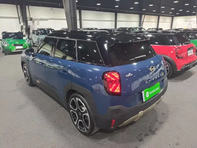 MINI Electric MINI ACEMAN — Фото автомобиля 4