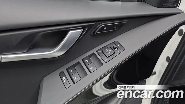Kia Niro The All New Niro Signature — Фото автомобиля 25