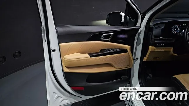 Kia Carnival 4th Gen — Фото автомобиля 13