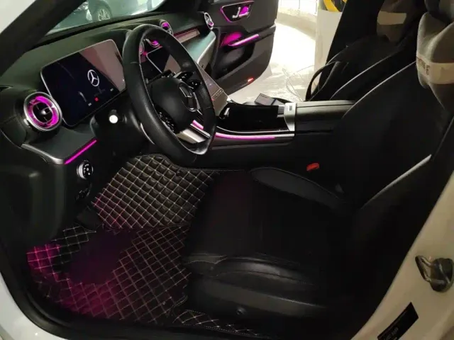 Mercedes-Benz C-Class — Фото автомобиля 16
