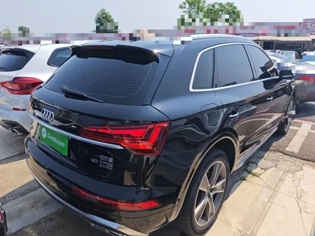 Audi Q5L — Фото автомобиля 6