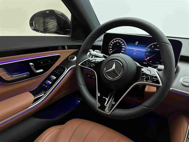 Mercedes-Benz S-Class — Фото автомобиля 10