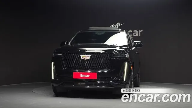 Cadillac Escalade 5th Gen — Фото автомобиля 3