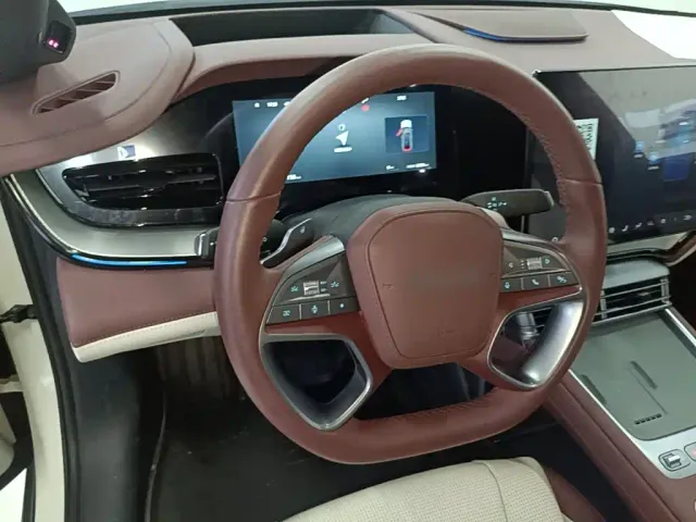 BYD Seal 07 DM-i — Фото автомобиля 10
