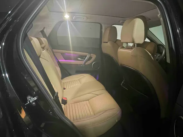 Land Rover Discovery Sport — Фото автомобиля 7