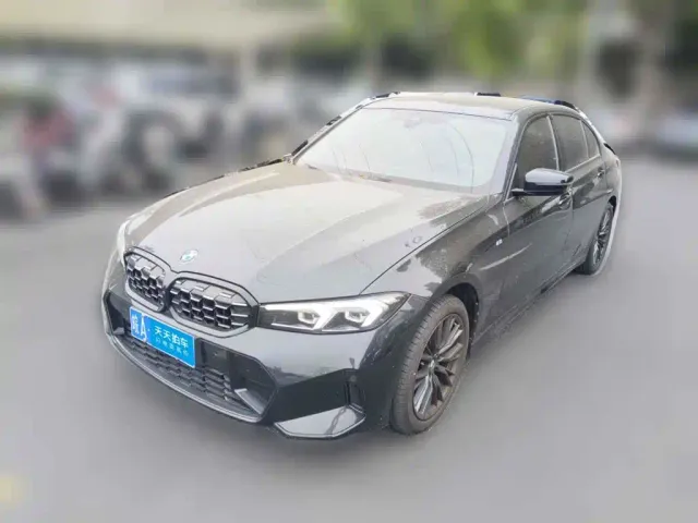 Фотография автомобиля — BMW 3 Series