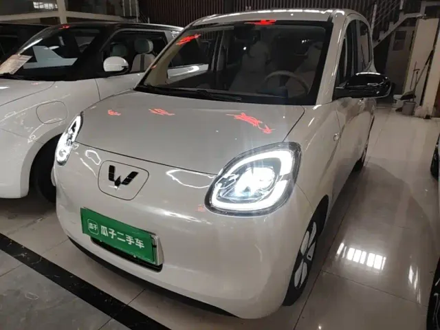Фотография автомобиля — Wuling Hongguang Mini EV