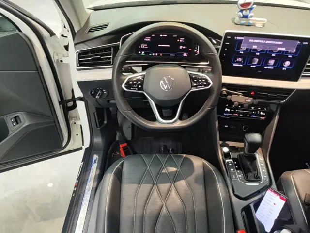 Volkswagen Tiguan L PHEV — Фото автомобиля 6