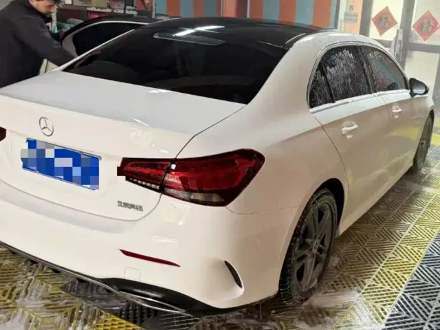 Mercedes-Benz A-Class — Фото автомобиля 3