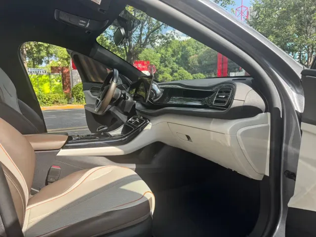 BYD Qin PLUS — Фото автомобиля 14
