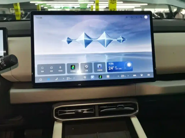 BYD FangChengBao Titanium 3 — Фото автомобиля 12