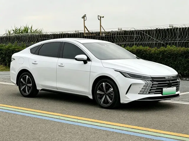 BYD Destroyer 05 — Фото автомобиля 3