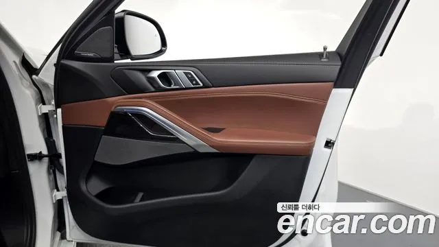 BMW X6 xDrive40i M Sport — Фото автомобиля 22