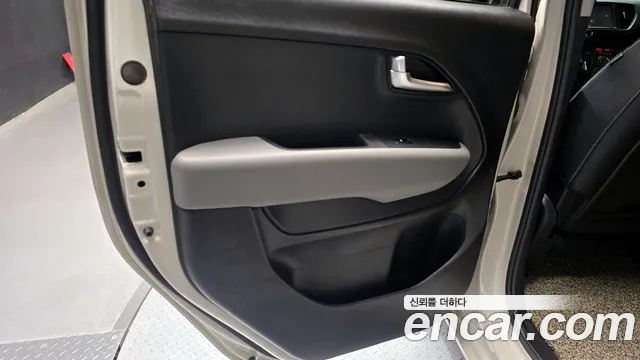 Kia RAY Новый Kia Ray Signature — Фото автомобиля 25