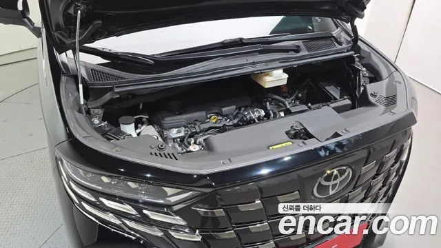 Toyota Alphard — Фото автомобиля 6