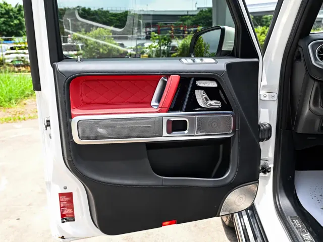 Mercedes-Benz G-Class — Фото автомобиля 19