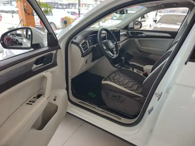 Volkswagen Tayron — Фото автомобиля 15