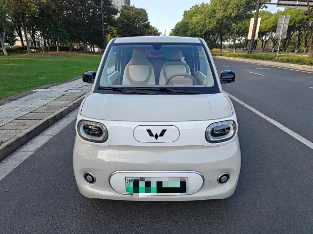 Wuling Hongguang Mini EV — Фото автомобиля 2
