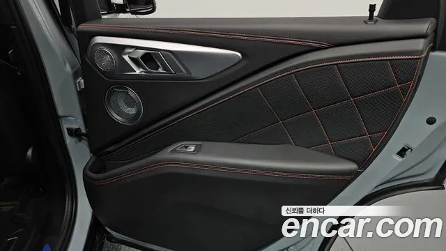 BMW XM — Фото автомобиля 23