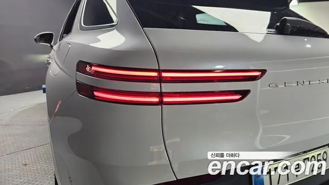 Genesis GV70 2.5T Бензин AWD — Фото автомобиля 21