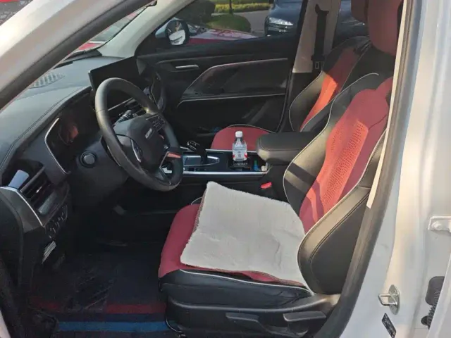 Haval H6 — Фото автомобиля 9