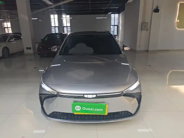 Geely Geometry G6 — Фото автомобиля 2