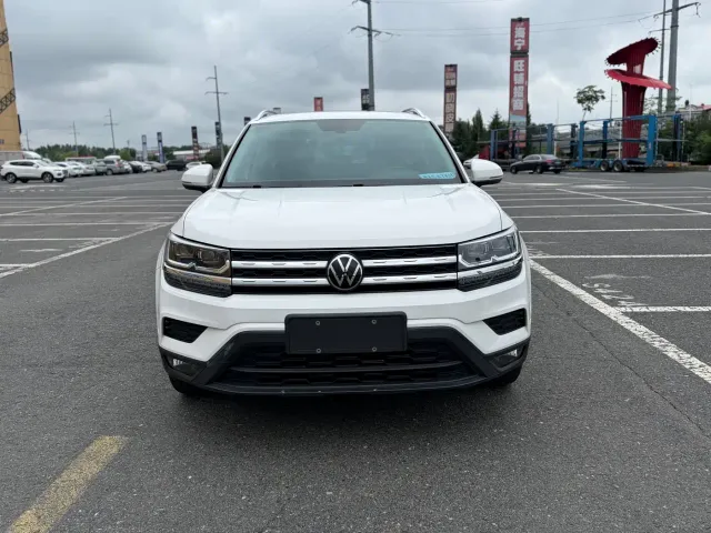 Volkswagen Tharu — Фото автомобиля 2