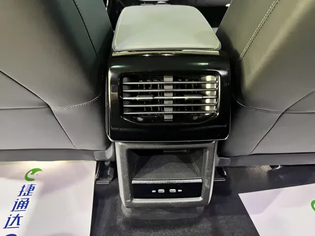 Volkswagen ID.4 X — Фото автомобиля 21