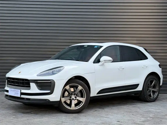 Фотография автомобиля — Porsche Macan