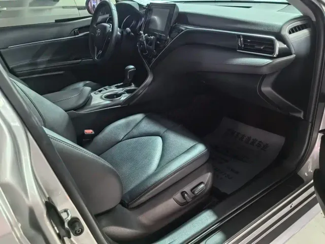 Toyota Camry — Фото автомобиля 11