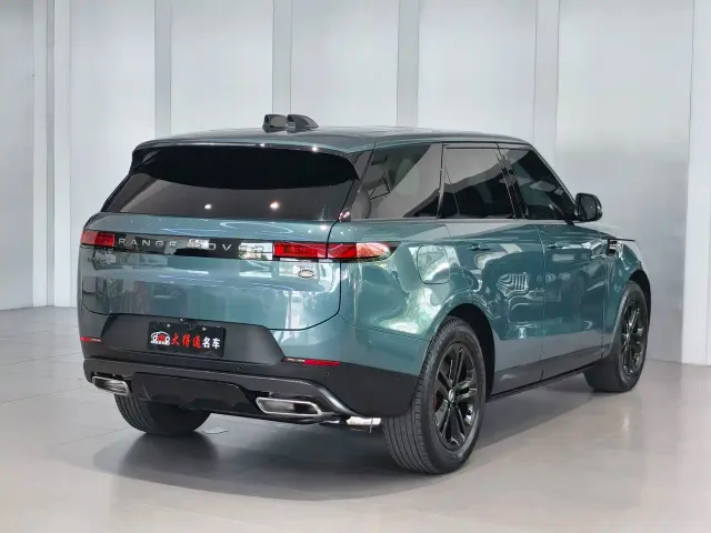 Land Rover Range Rover Sport — Фото автомобиля 4