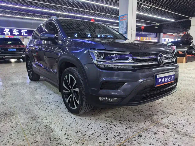Volkswagen Tharu — Фото автомобиля 3