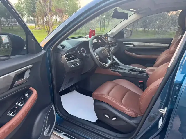 Geely Emgrand X6 2021 Model PRO 1.4T Automatic Premium — Фото автомобиля 4