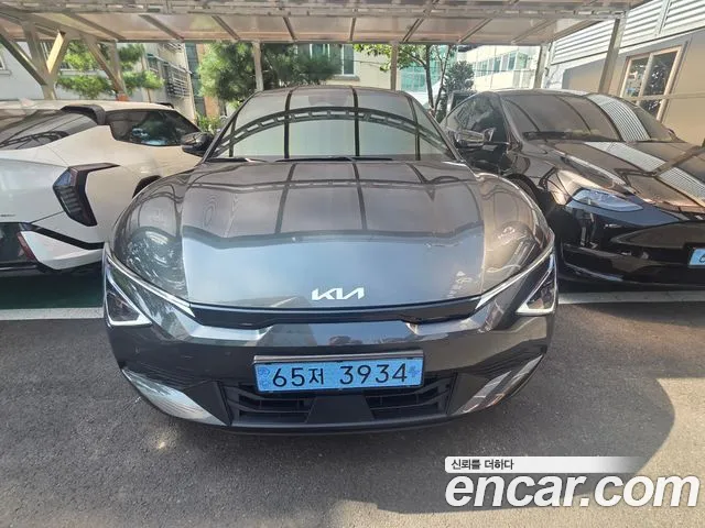 Kia EV6 New — Фото автомобиля 3