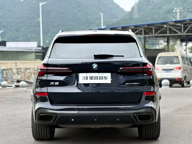 BMW X5 — Фото автомобиля 16