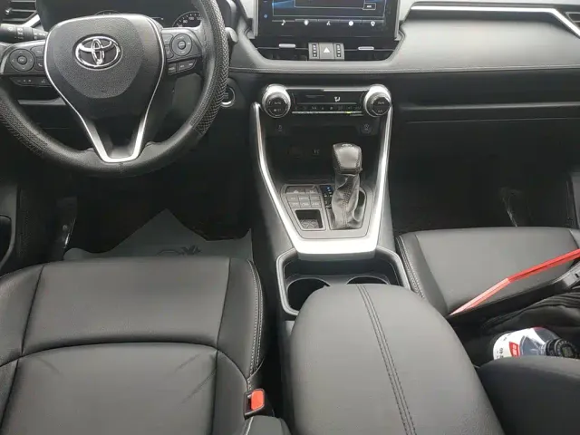Toyota Wildlander — Фото автомобиля 9