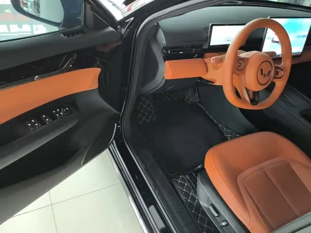 Wuling Starlight — Фото автомобиля 15