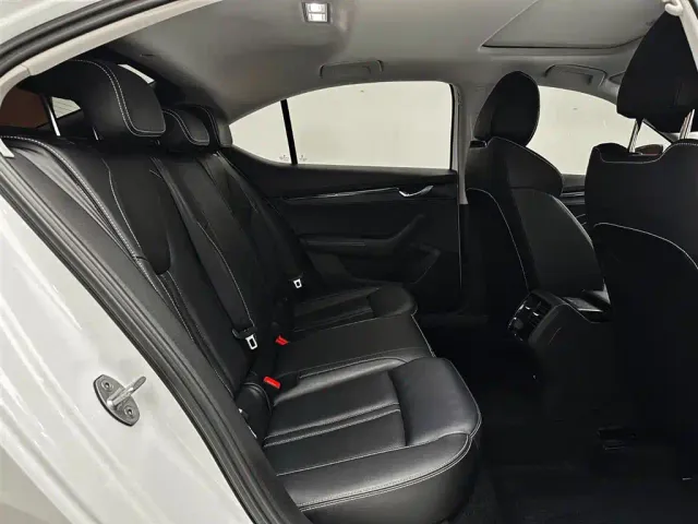 Skoda Octavia — Фото автомобиля 15