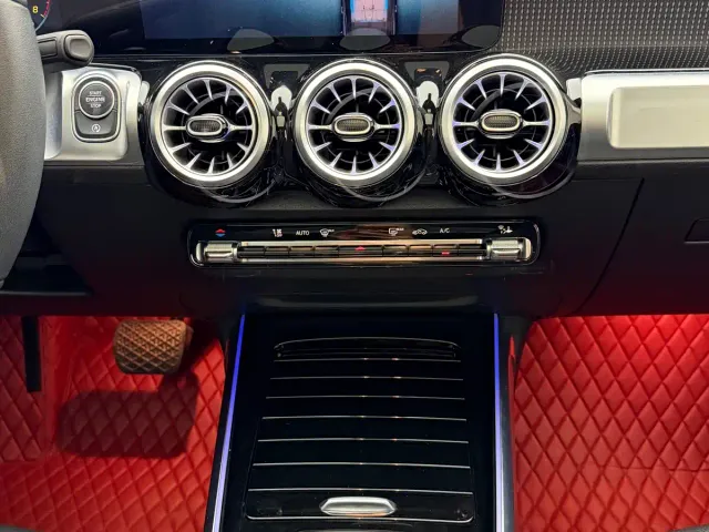 Mercedes-Benz GLB-Class — Фото автомобиля 14