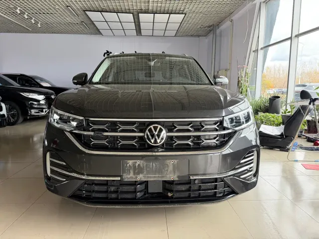 Volkswagen Tayron — Фото автомобиля 2