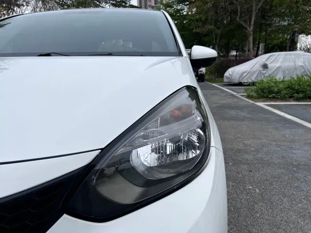 Honda Fit — Фото автомобиля 15