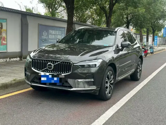 Фотография автомобиля — Volvo XC60