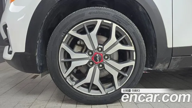 Kia Seltos Seltos Бензин 1.6 турбо 2WD — Фото автомобиля 5