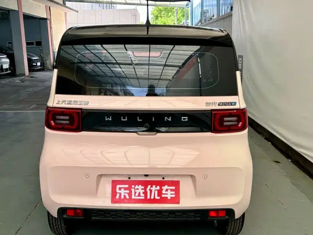 Wuling Hongguang Mini EV — Фото автомобиля 4