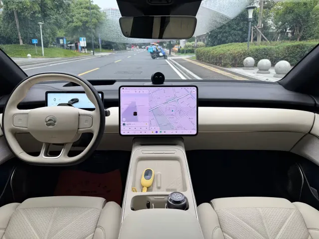 Nio ET5 Touring — Фото автомобиля 6