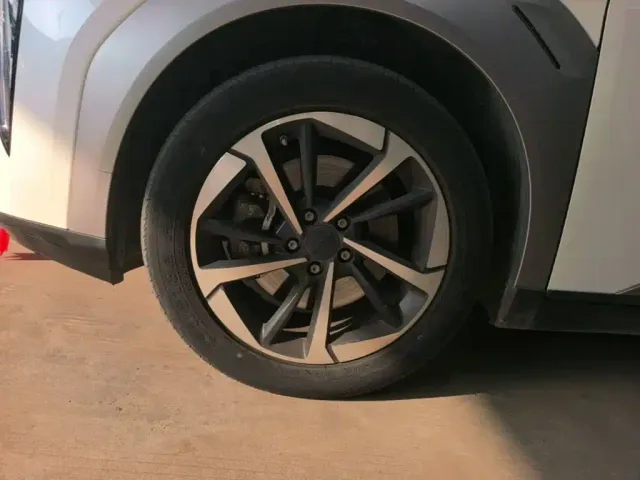 GAC Aion Y — Фото автомобиля 22