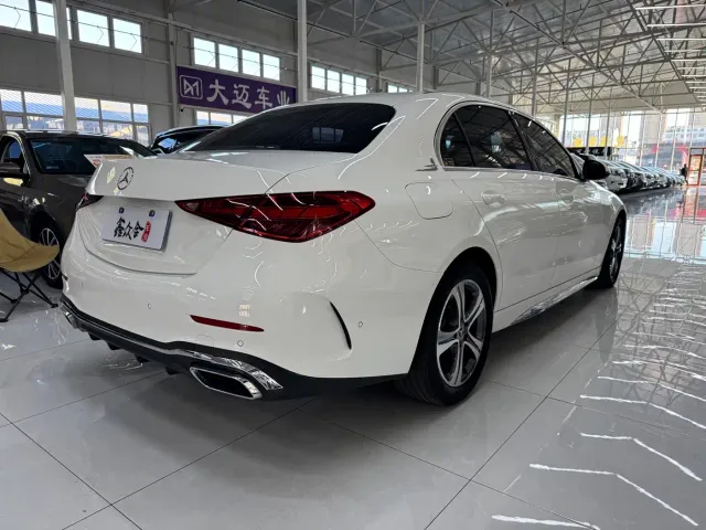 Mercedes-Benz C-Class — Фото автомобиля 6