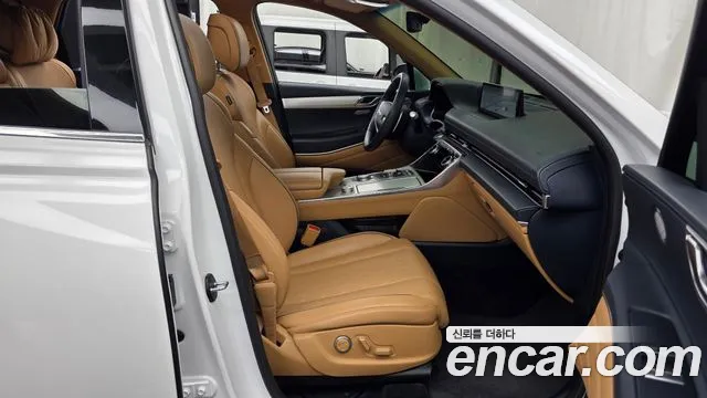 Genesis GV80 — Фото автомобиля 17